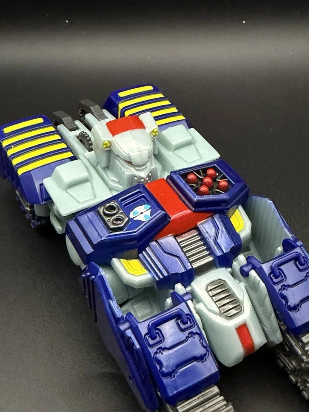 Transformers Generations Deluxe Class Tankor